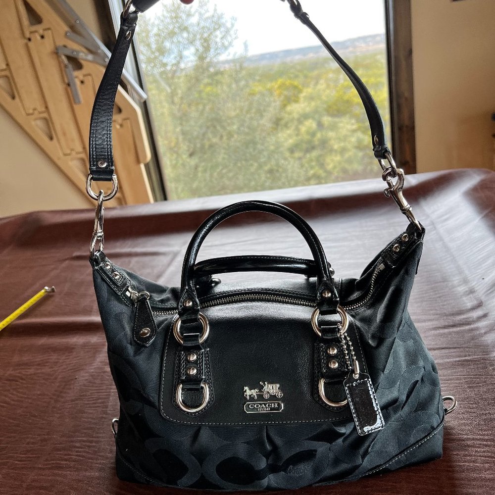 Coach Purse handbag - Picture 1 of 6
